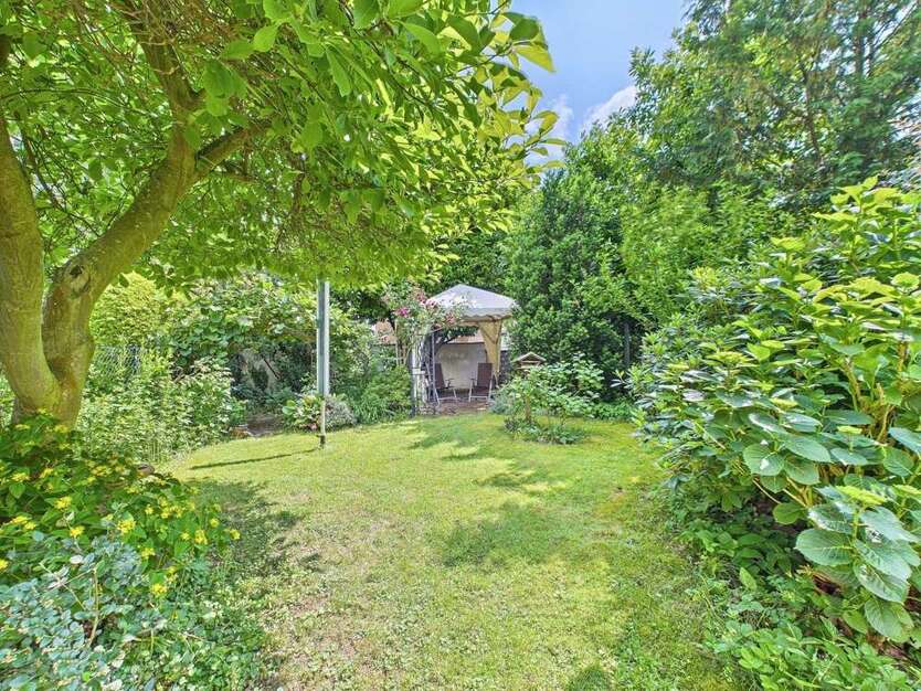 Haus zum Kaufen in Düren 279.500 € 114.39 m²