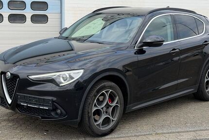 Alfa Romeo Stelvio 193.000 km 14.999 &euro; Düren 52353