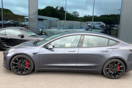 Tesla Model 3 74.000 km 27.900 &euro; Gey 52393