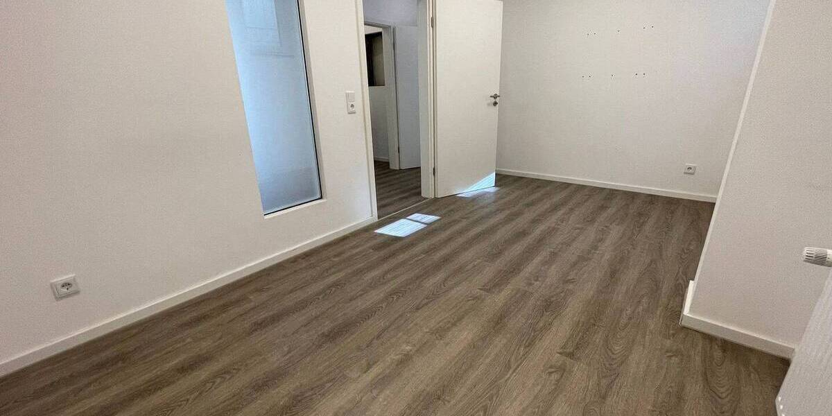 Gewerbeobjekt Aachen Eilendorf - 5 Zimmer, 98 m&sup2;, 1.200&euro; | Angebot:26417597
