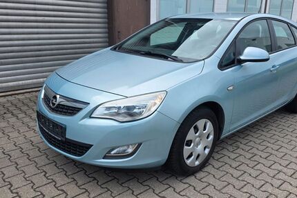 Opel Astra 112.000 km 4.490 &euro; Eschweiler 52249