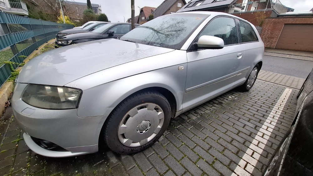 Audi A3 8P 213.637 km 3.000 &euro; Aldenhoven 52457