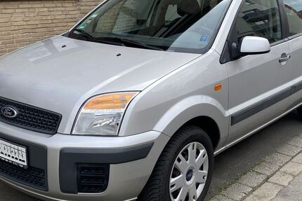 Ford Fusion 188.500 km 3.500 &euro; Düren 52351