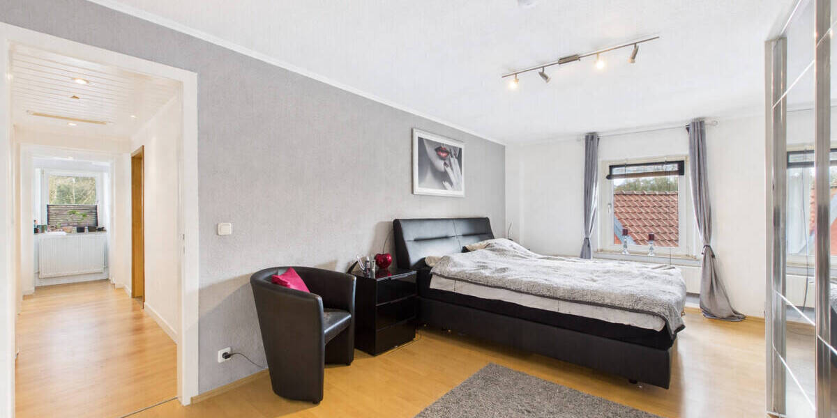 Mehrfamilienhaus, Wohnhaus Herzogenrath - 6 Zimmer, 219 m&sup2;, 299.000&euro; | Angebot:26217861