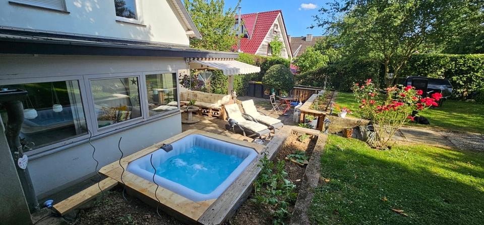 Einfamilienhaus Übach-Palenberg Palenberg - 2 Zimmer, 100 m&sup2;, 1.300&euro; | Angebot:25720935