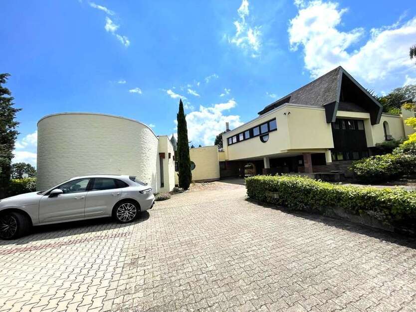 Haus zum Kaufen in Nideggen Rath 680.000 € 300 m²