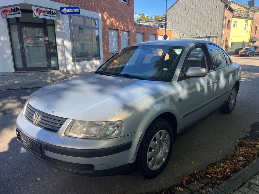 VW Passat 300.000 km 1.490 € Würselen 52146