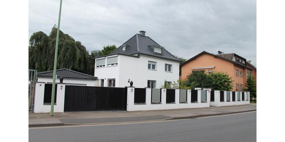 Exclusive Stadtvilla mit 4 Wohneinheiten & Ausbaureserve +Privat+ 14 zimmer