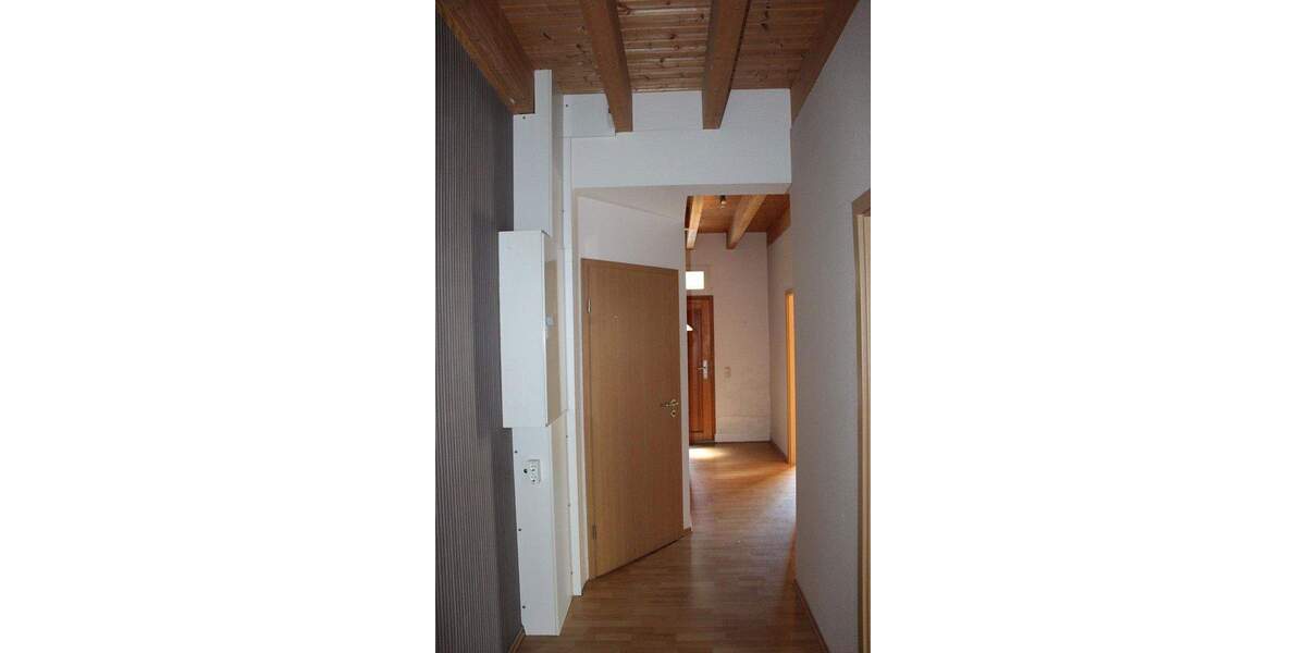 Reihenmittelhaus Eschweiler Röhe - 7 Zimmer, 178 m&sup2;, 338.000&euro; | Angebot:25782125