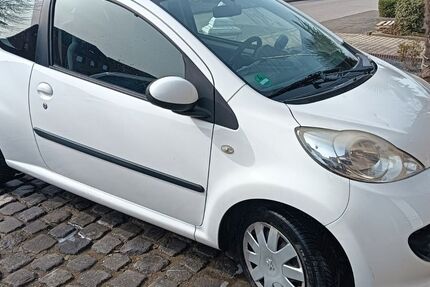 Peugeot 107 192.800 km 1.750 &euro; Gangelt 52538
