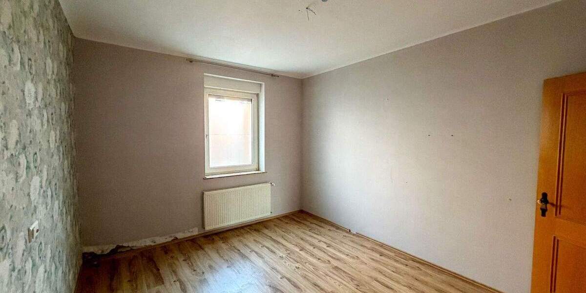 Geräumiges Wohnhaus mit Garage und Garten in Stolberg-Büsbach 7 zimmer