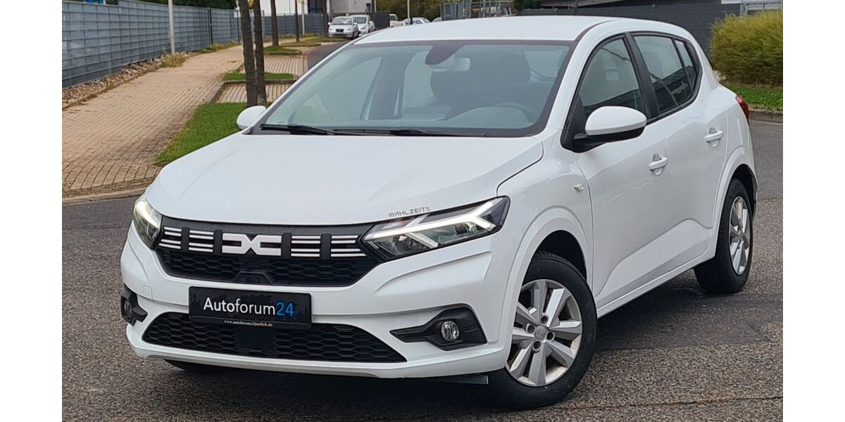 Dacia Sandero 32.500 km 13.499 &euro; Jülich 52428