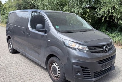 Opel Vivaro 64.802 km 14.299 &euro; Alsdorf 52477