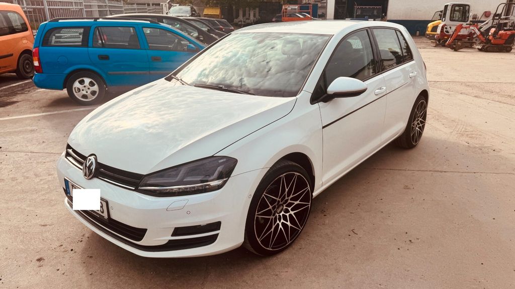 VW Golf 167.110 km 8.500 &euro; Eschweiler 52249