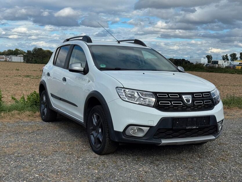 Dacia Sandero 47.800 km 10.999 € Düren-Merken 52353