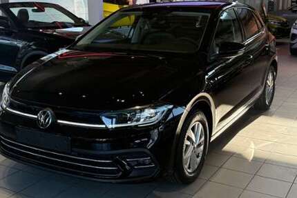 VW Polo 9.900 km 21.889 € Baesweiler 52499