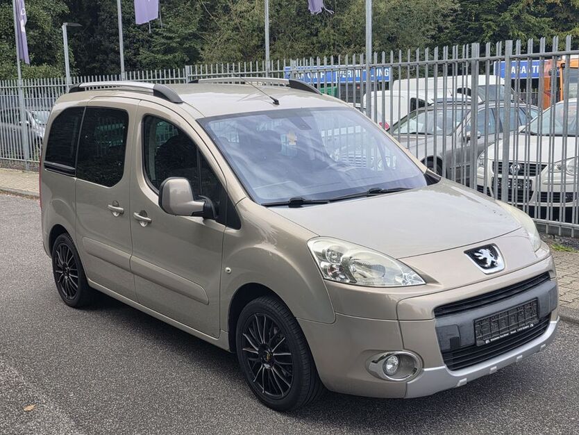Peugeot Partner 256.000 km 3.850 € Niederzier 52382