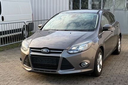 Ford Focus 176.000 km 3.950 &euro; Würselen 52146