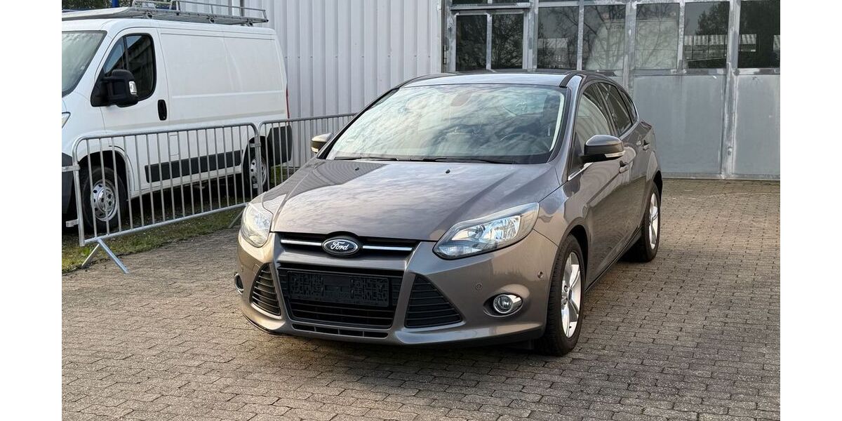 Ford Focus 176.000 km 3.950 &euro; Würselen 52146