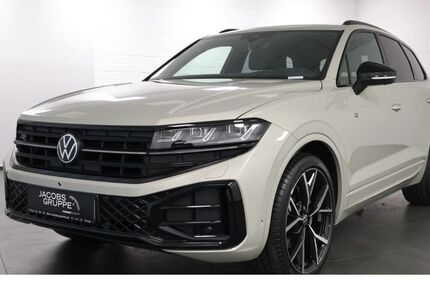 VW Touareg 9.216 km 75.960 € Alsdorf 52477