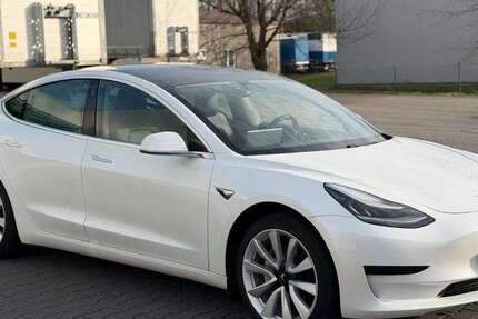 Tesla Model 3 110.747 km 20.500 &euro; Alsdorf - Aachen 52477