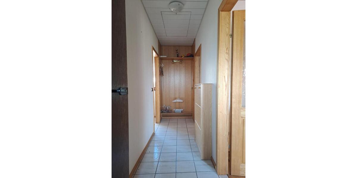 Einfamilienhaus Düren Rölsdorf - 7 Zimmer, 200 m&sup2;, 1.750&euro; | Angebot:26229005