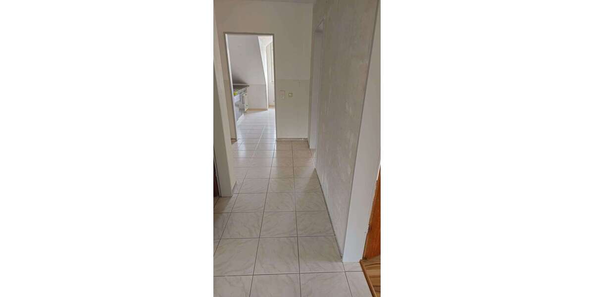 Etagenwohnung Niederzier - 3 Zimmer, 77 m&sup2;, 346&euro; | Angebot:26561496