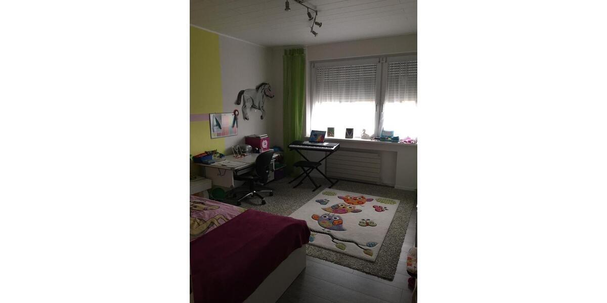 Etagenwohnung Niederzier - 3 Zimmer, 75 m&sup2;, 150.000&euro; | Angebot:24644324