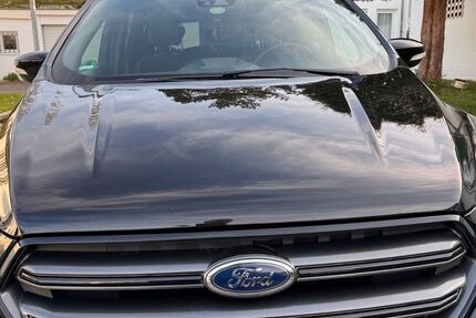 Ford Kuga 135.000 km 13.500 &euro; Aachen 52070