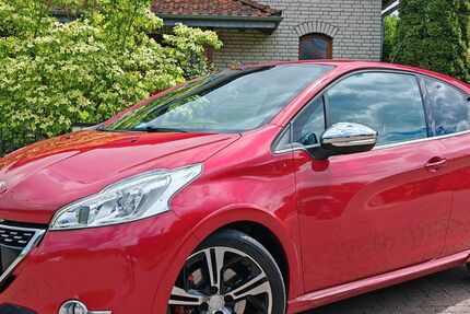 Peugeot 208 140.000 km 6.499 &euro; Inden 52459