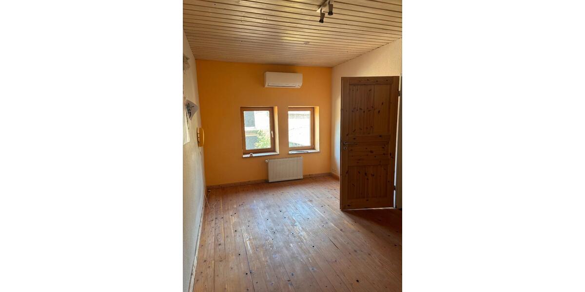Einfamilienhaus Nideggen - 10 Zimmer, 400 m&sup2;, 399.000&euro; | Angebot:27236966