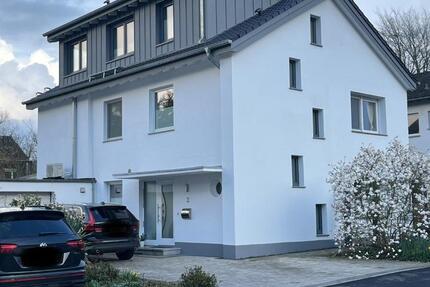 Haus Aachen Aachen-Mitte - 6 Zimmer, 180 m&sup2;, 2.340&euro; | Angebot:26358632