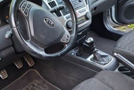 Kia ceed / Ceed 107.250 km 3.200 &euro; Roetgen 52159