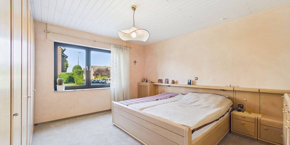Mehrfamilienhaus, Wohnhaus Aachen / Verlautenheide Verlautenheide - 8 Zimmer, 220 m&sup2;, 675.000&euro; | Angebot:26763453