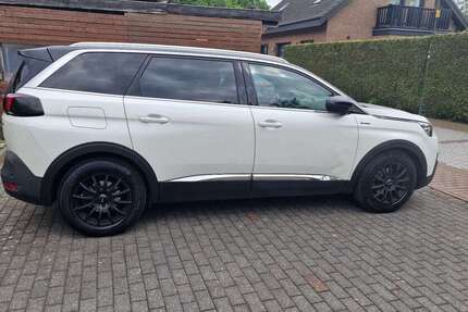 Peugeot 5008 130.000 km 17.300 &euro; Aachen, Stadt 52072