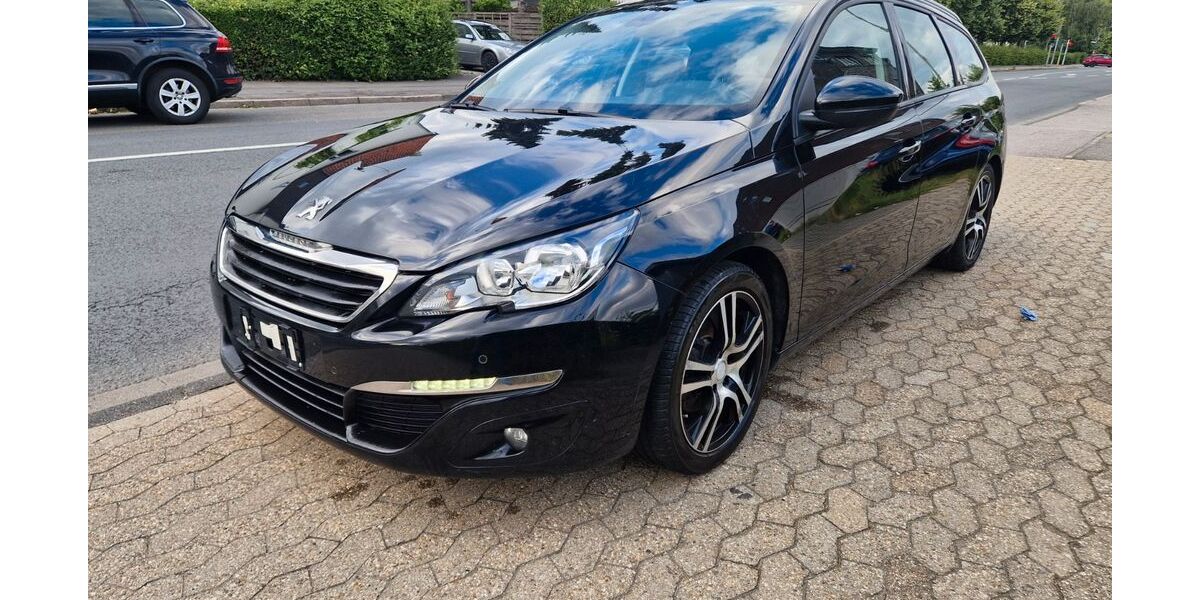 Peugeot 308 160.000 km 6.600 &euro; Eschweiler 52249
