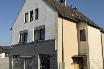 Wohnung Aachen Aachen-Mitte - 4 Zimmer, 5 m&sup2;, 900&euro; | Angebot:25807121