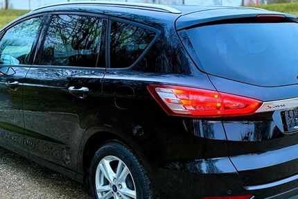 Ford S-Max 85.700 km 15.700 &euro; Düren 52351