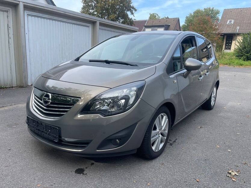 Opel Meriva 152.000 km 4.990 € Aachen 52070