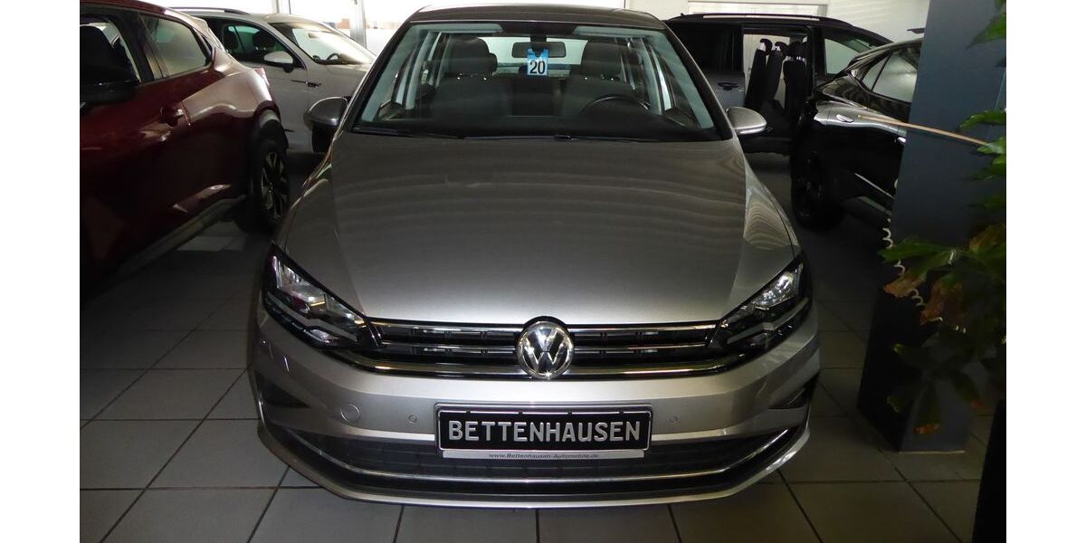VW Golf 82.895 km 13.900 &euro; Herzogenrath 52134