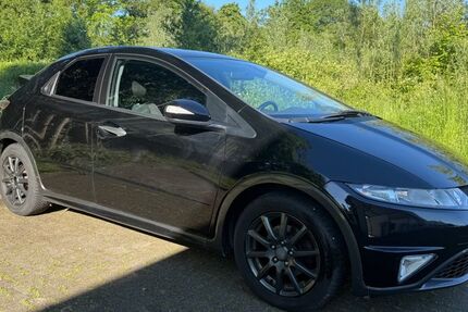 Honda Civic 214.000 km 3.350 &euro; Aachen 52070