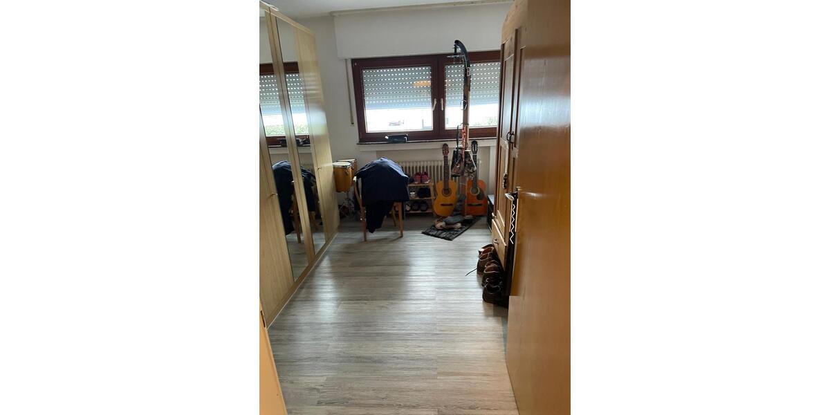 Freistehendes Einfamilienhaus in Düren Gürzenich zu vermieten 5 zimmer