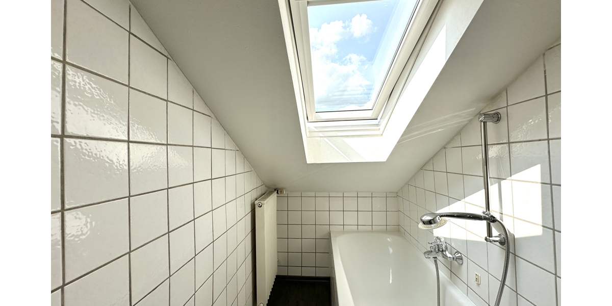 JÄSCHKE - Ihr Platz für Neues – Doppelhaus + Bungalow und großem Grundstück in Traumlage von Breinig - Zweifamilienhaus Stolberg (Rheinland) / Breinig Breinig | Angebot:22209491