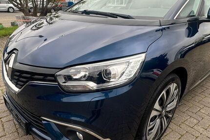 Renault Scenic 100.000 km 16.999 &euro; würselen 52146