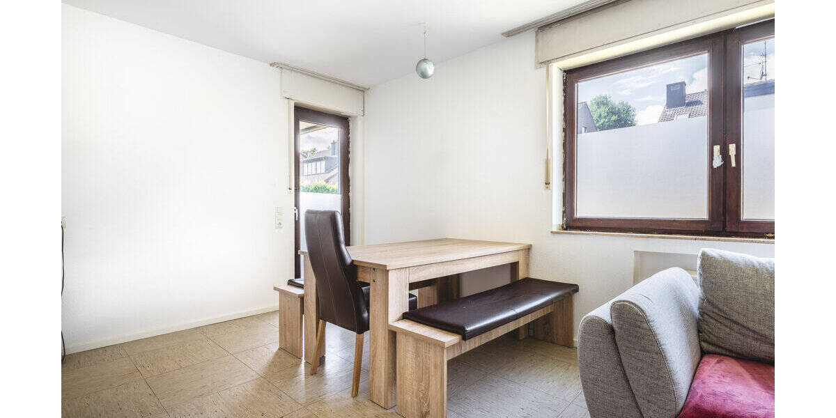 Mehrfamilienhaus, Wohnhaus Übach-Palenberg Übach - 400.000&euro; | Angebot:26192207