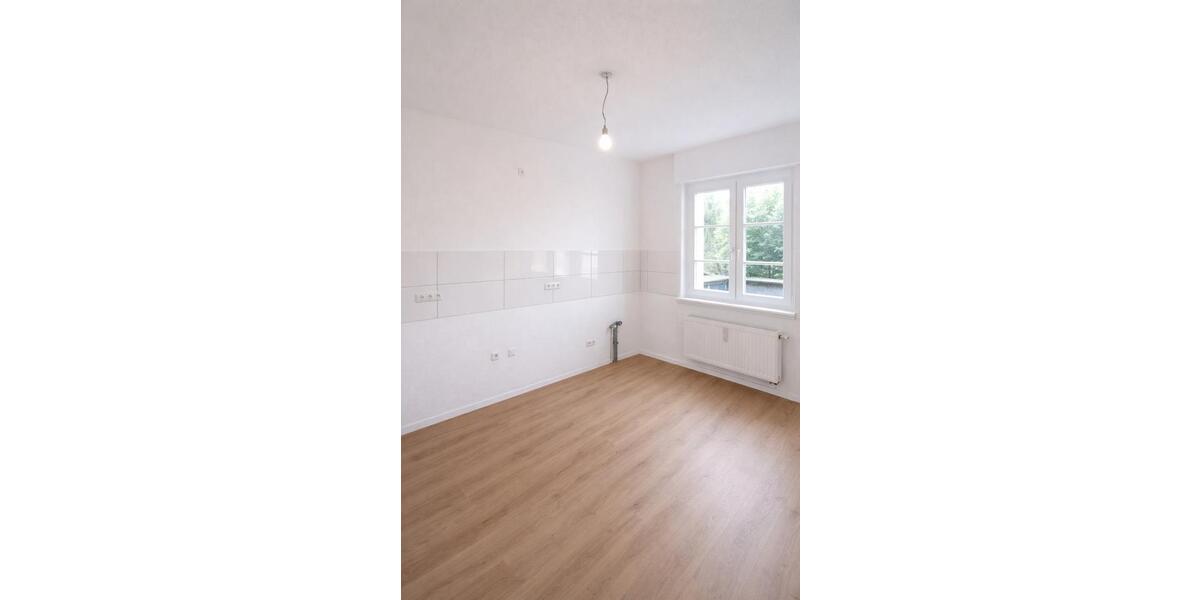 Etagenwohnung Düren Mariaweiler-Hoven - 4 Zimmer, 127 m&sup2;, 950&euro; | Angebot:25416460