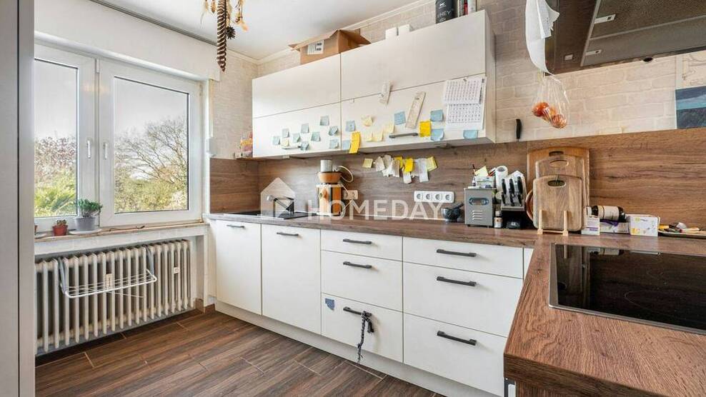 Raum für die ganze Familie - Charmantes Zweifamilienhaus mit Gartenidylle