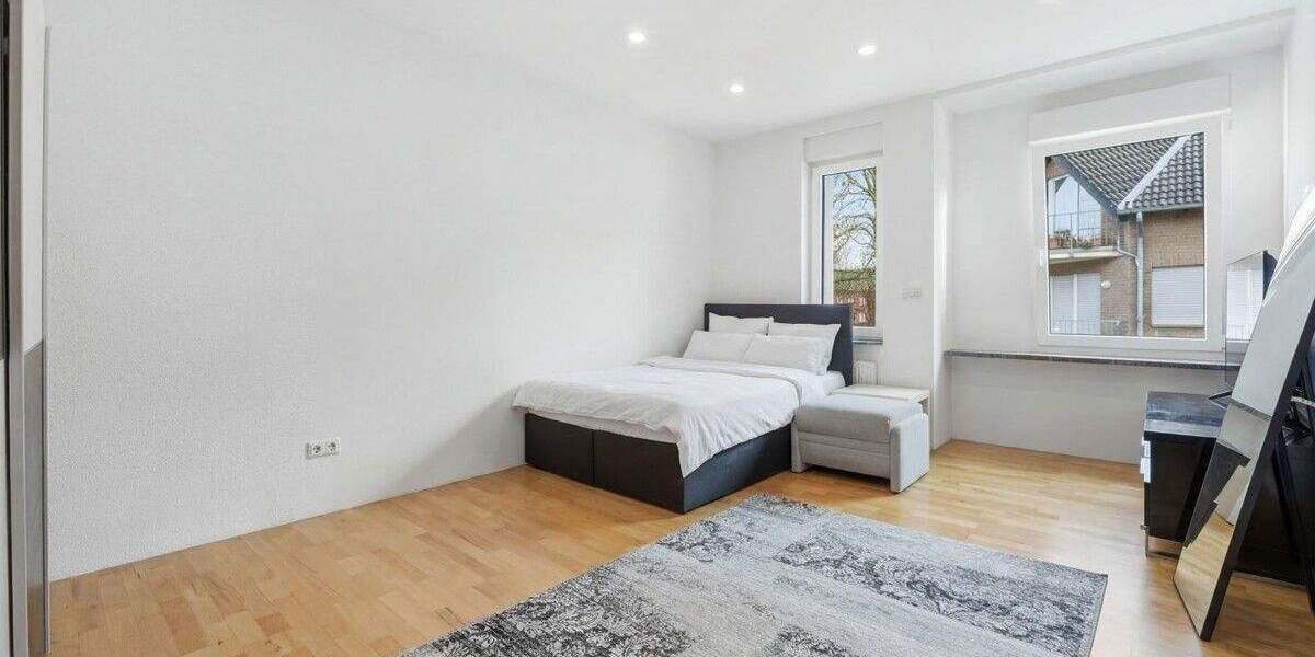 Einfamilienhaus Alsdorf - 8 Zimmer, 230 m&sup2;, 399.000&euro; | Angebot:25770120