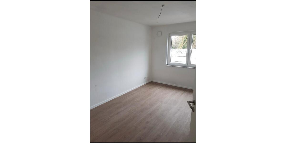 Erdgeschoßwohnung Baesweiler - 3 Zimmer, 74 m&sup2;, 890&euro; | Angebot:26442817