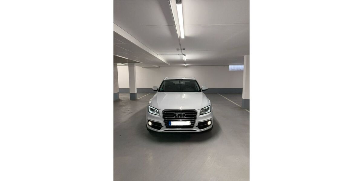 Audi Q5 262.000 km 11.990 &euro; Aachen 52074